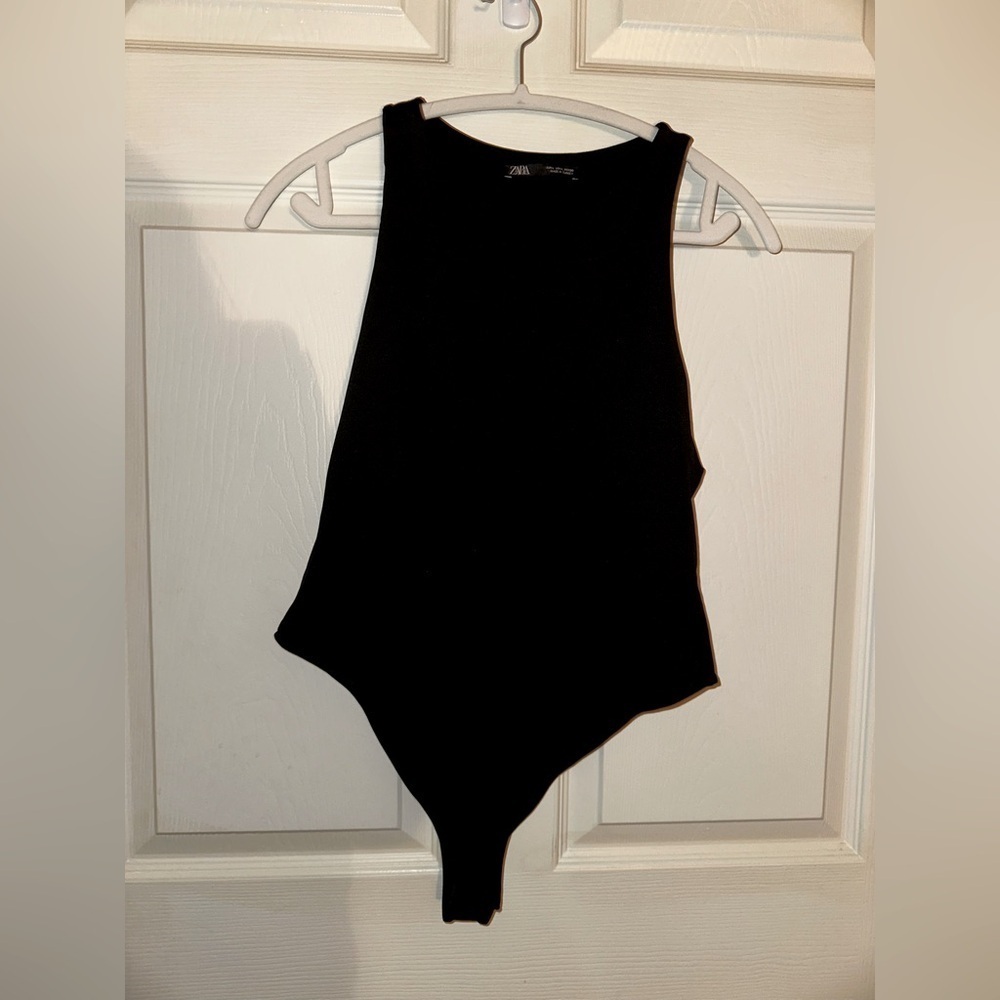 Zara women’s black seamless sleeveless tank bodycon bodysuit L minimalist
